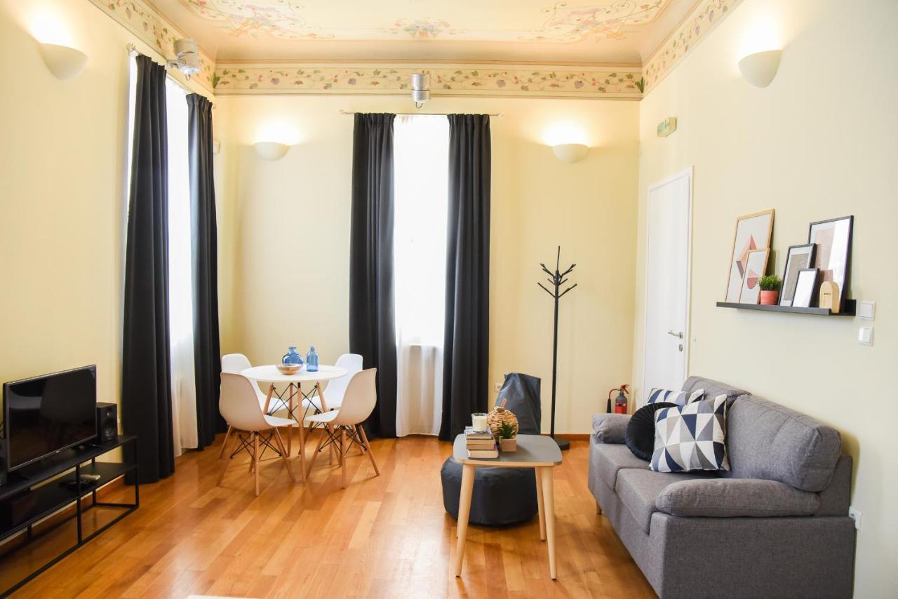 Neoclassical Athens Residence 外观 照片